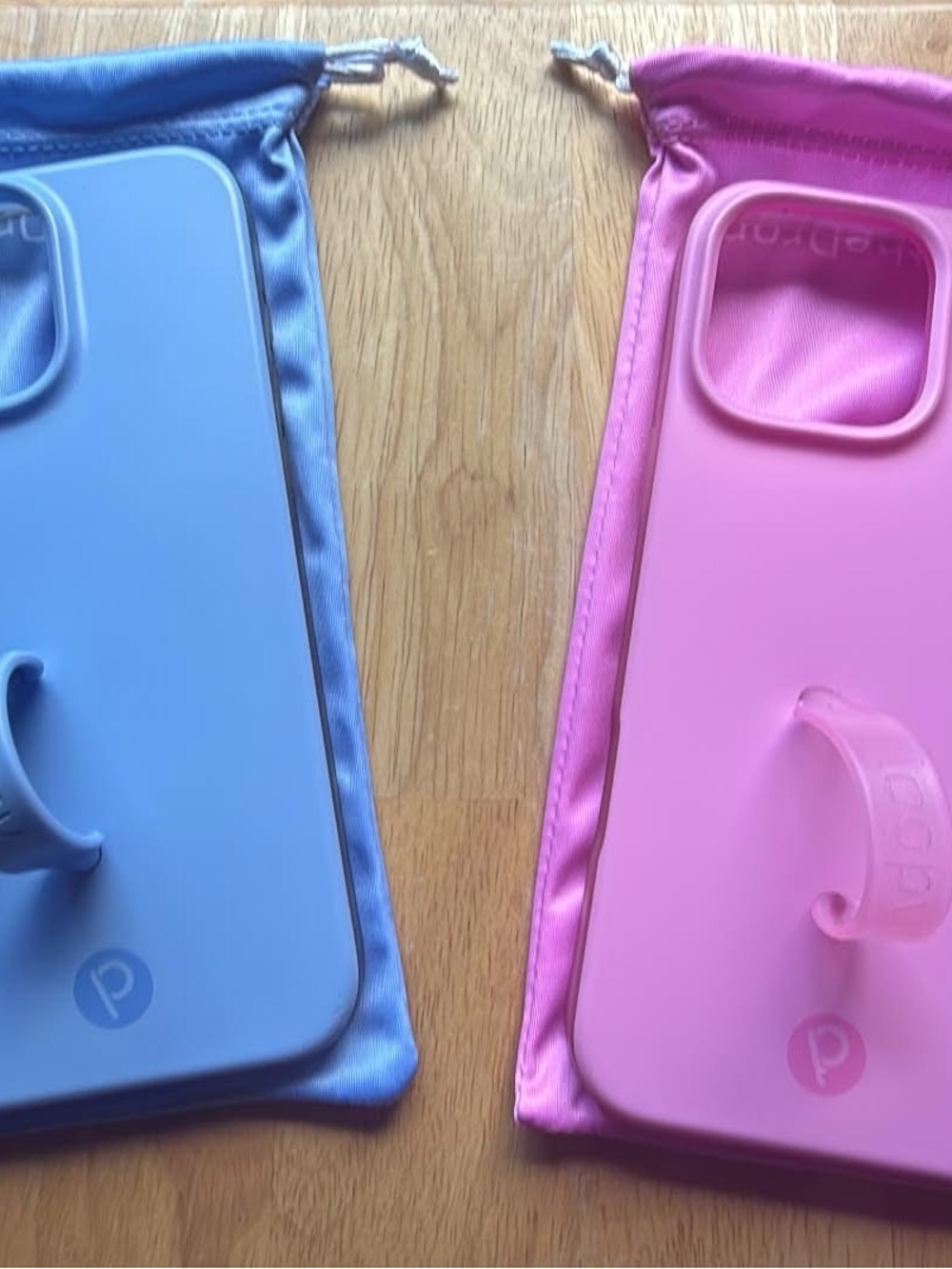 iPhone 16 Pro Max Loopy Case Silicone Phone Case with Finger Loop — Blue & Pink